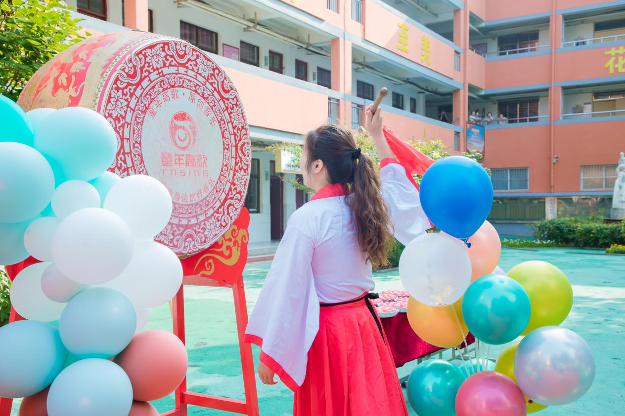 “开笔启礼，礼润人生”民权县育才小学一年级启蒙拜师礼