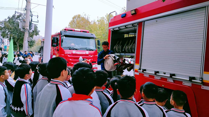 安全记心间  防范于未然 ———— 民权县育才小学消防演练