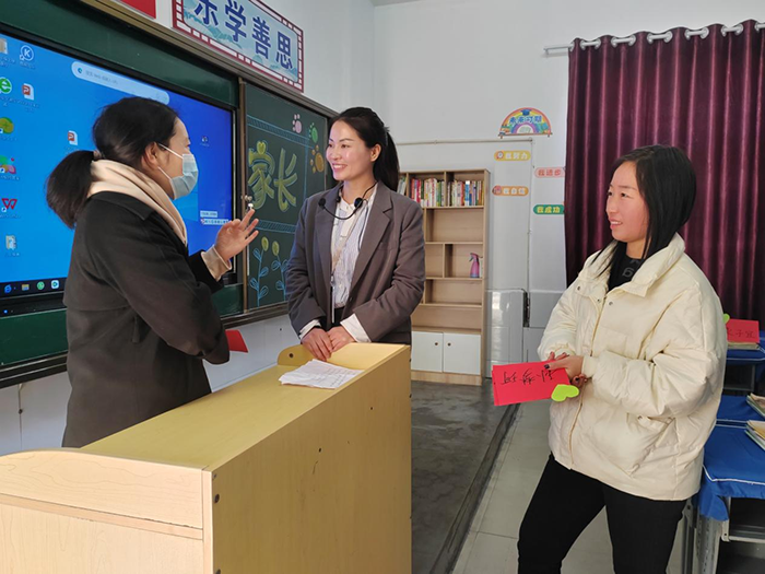 为爱相约   同心育人 ----民权县育才小学家长会报道