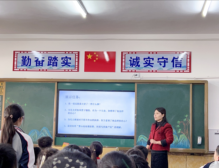 展示促成长，磨砺出精彩----民权县育才小学语文组听评课活动