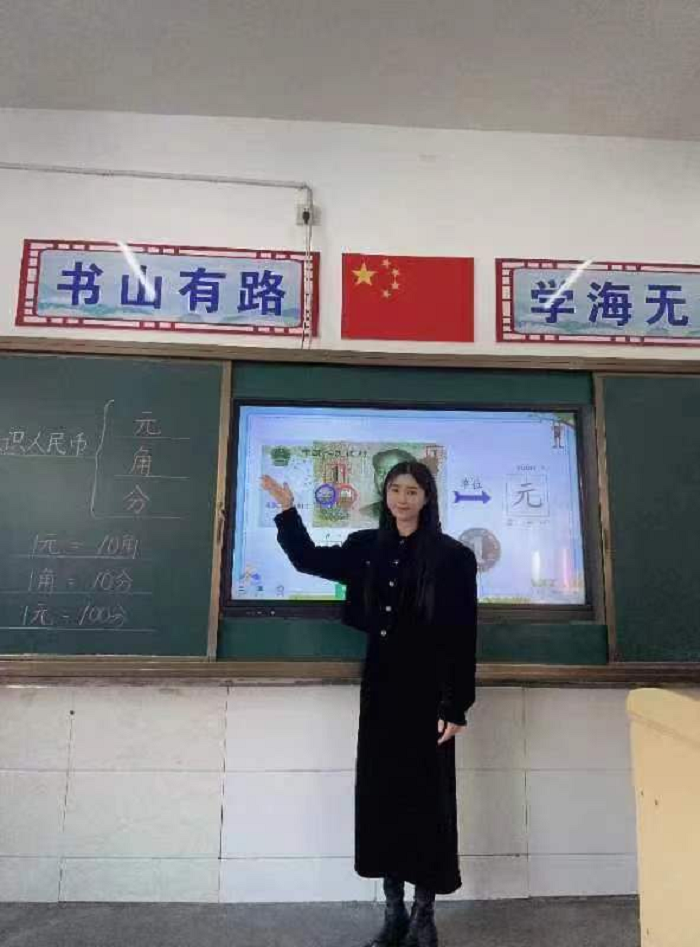 乘教研之风   展数学之美 ---民权县育才小学数学组公开课活动