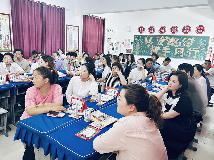 为爱奔赴，共话成长    ----民权县育才小学家长会纪实