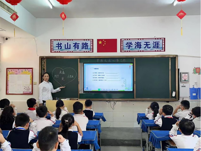 聆听语文之声 品鉴教学之美 ——民权县育才小学语文组听评课活动