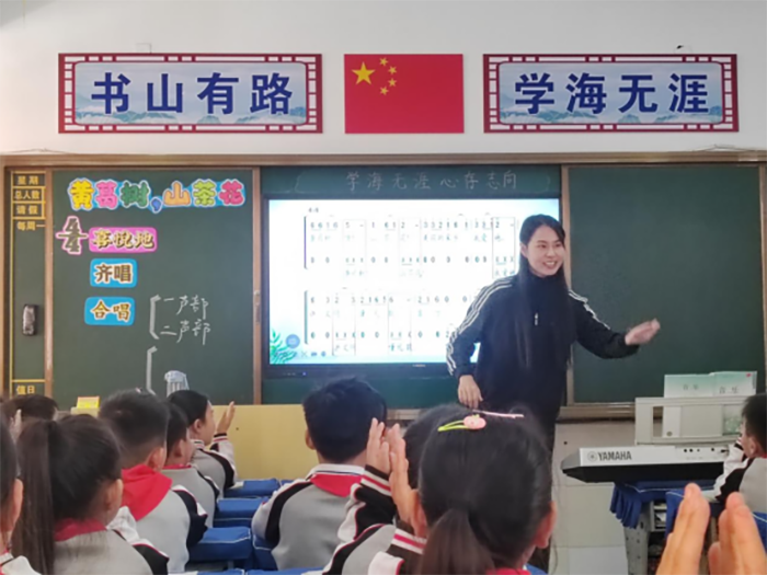 多彩课堂音体美   寓教于艺助成长——民权县育才小学技科组听评课