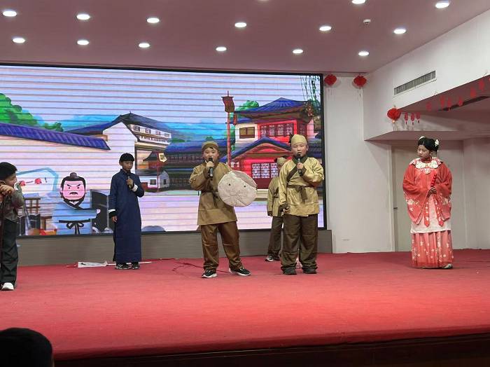 书香润校园 “语”你剧相见——民权县育才小学中年级段课本剧展演